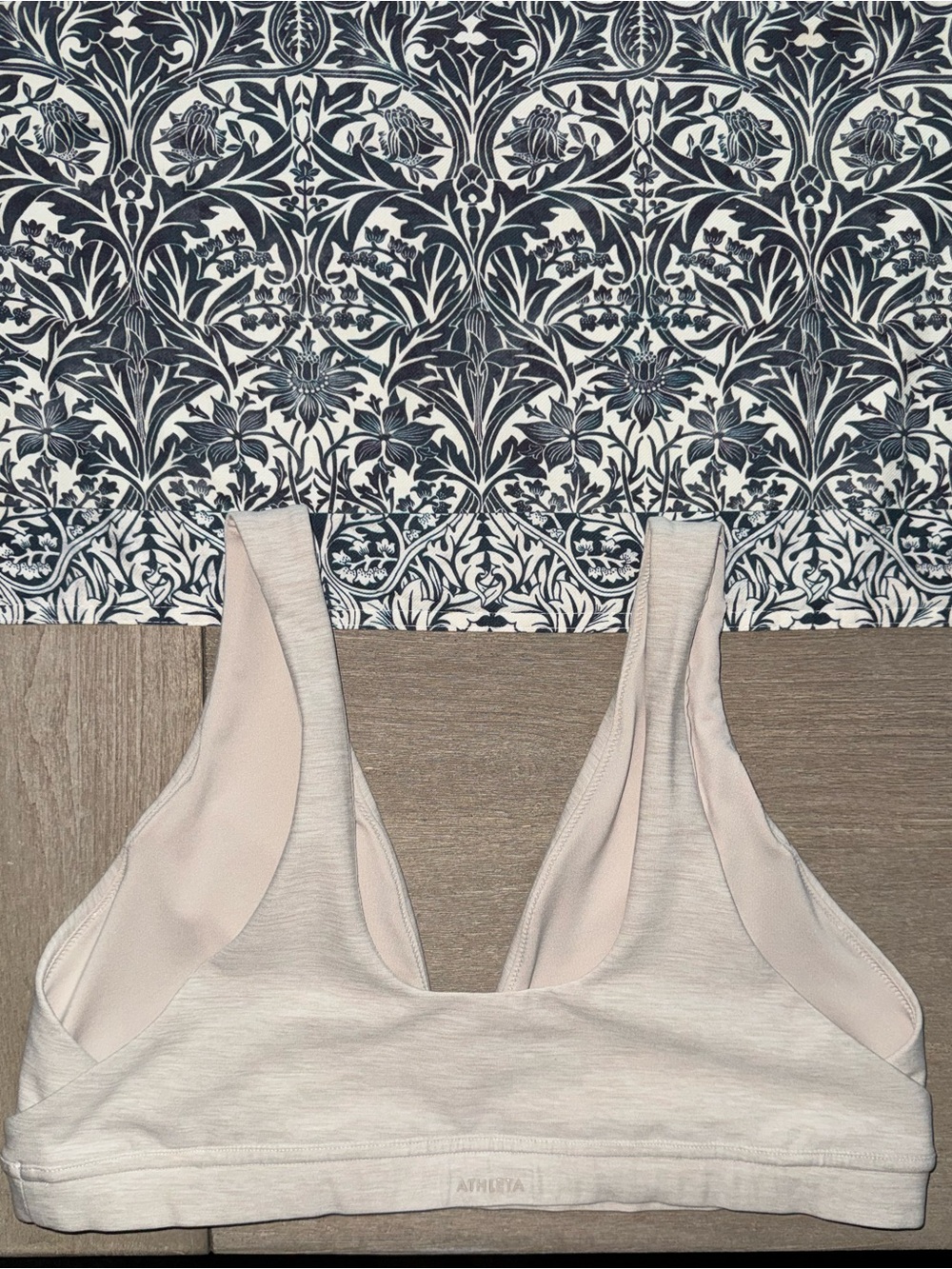 Athleta SoftLuxe Bra Seamless Light Support Sports Bralette